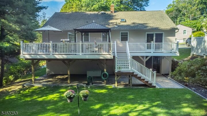 Property Photo:  9 Mildred Ave  NJ 07874 