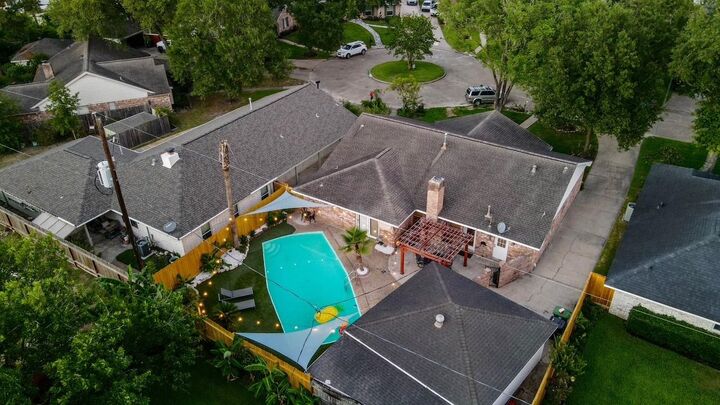 Property Photo: 9811 Rocktree Drive TX 77040
