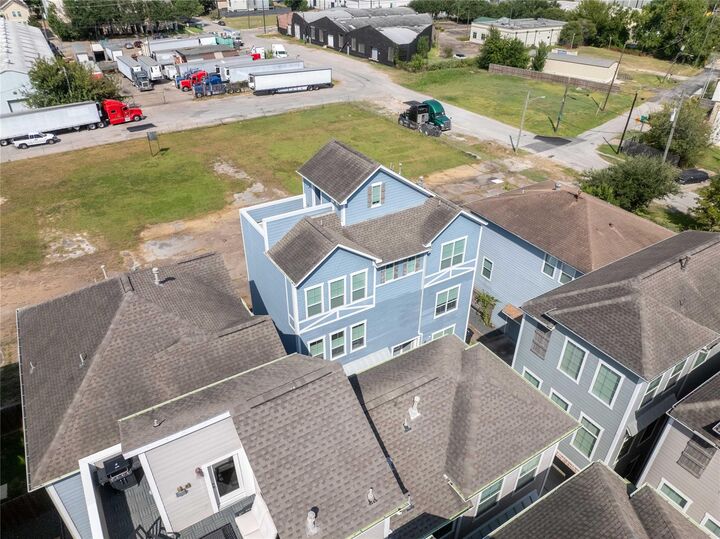 Property Photo:  3009 Bell Street B  TX 77003 