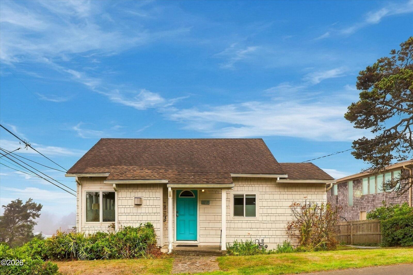 Property Photo:  704 SW Fleet Avenue  OR 97367 