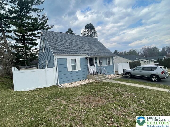 Property Photo: 1242 S Jefferson Street PA 18103