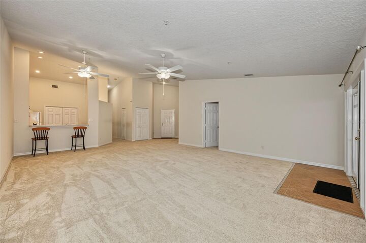Property Photo:  8406 Terrace Meadows Court  FL 33637 