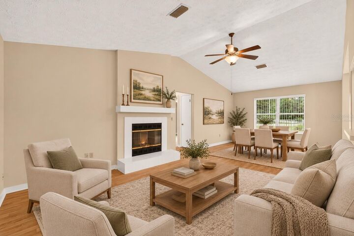 Property Photo: 6542 SW County Rd 100A FL 32091