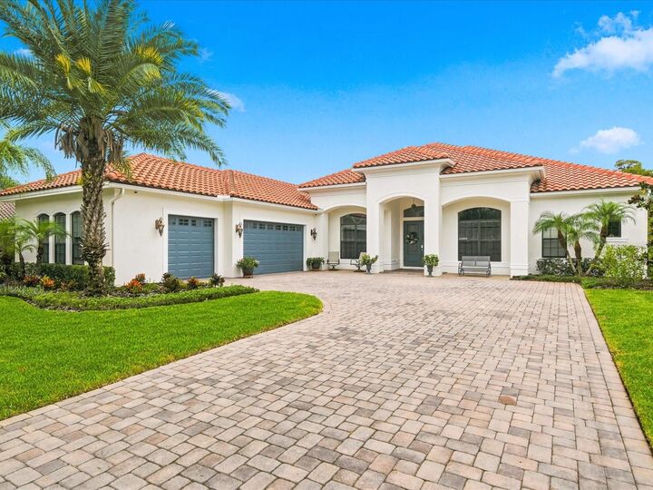 Property Photo: 17314 San Aringo Place FL 33548