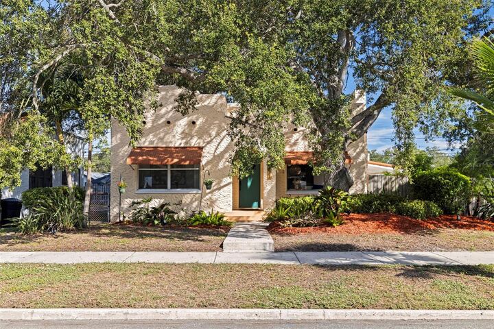 Property Photo:  1037 51st Avenue N  FL 33703 