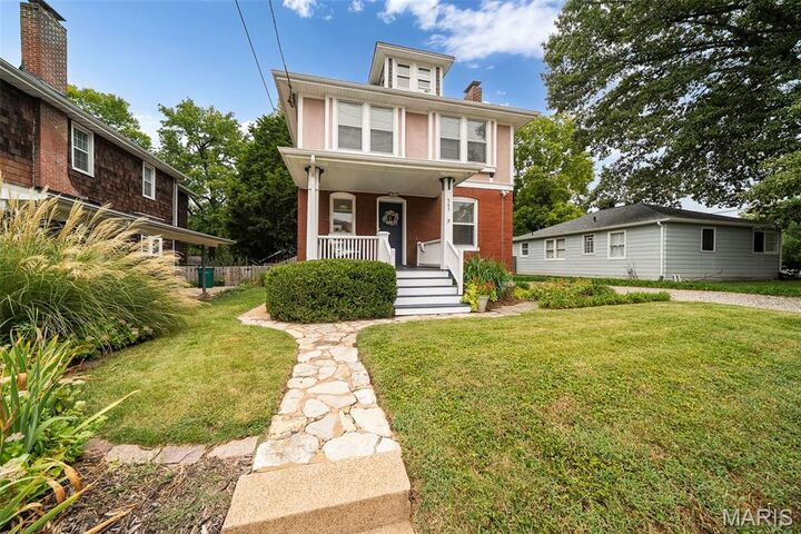Property Photo: 545 Marshall Avenue MO 63119