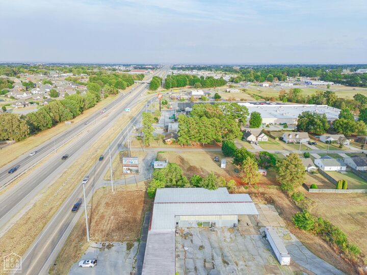 Property Photo:  103 W Parker Road  AR 72404 