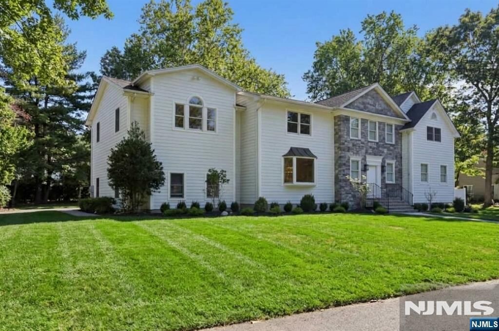 Property Photo:  337 Franklin Street  NJ 07641 