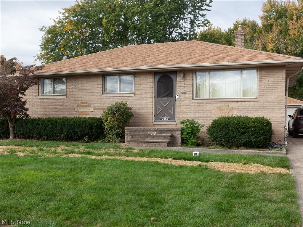 Property Photo:  4526 W 154th Street  OH 44135 