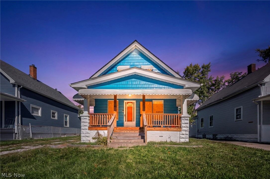 Property Photo: 13709 Durkee Avenue OH 44105