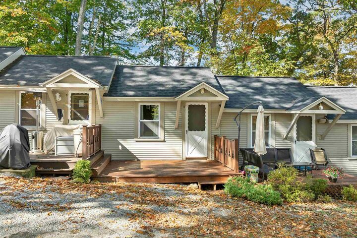 Property Photo:  764 Pelham North Drive  NH 03245 