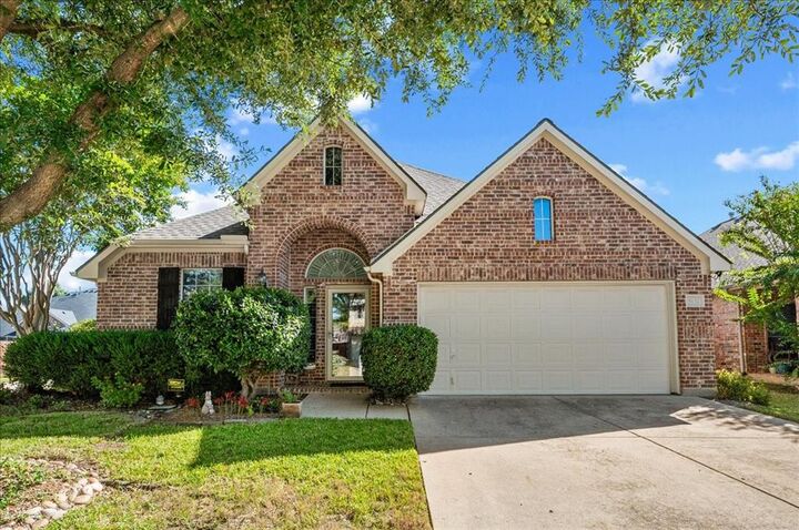 Property Photo:  5132 Welara Drive  TX 75052 