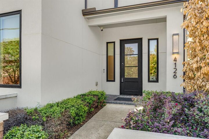 Property Photo:  4126 Entrada Way  TX 75219 
