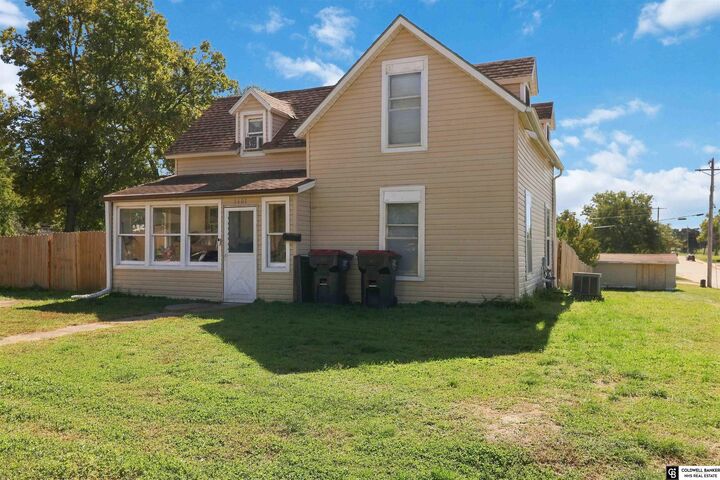Property Photo:  1601 Market Street  NE 68310 