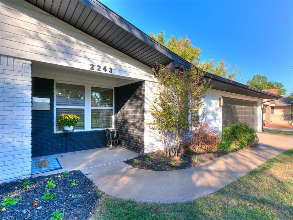 Property Photo:  2243 NW 55th Street  OK 73112 