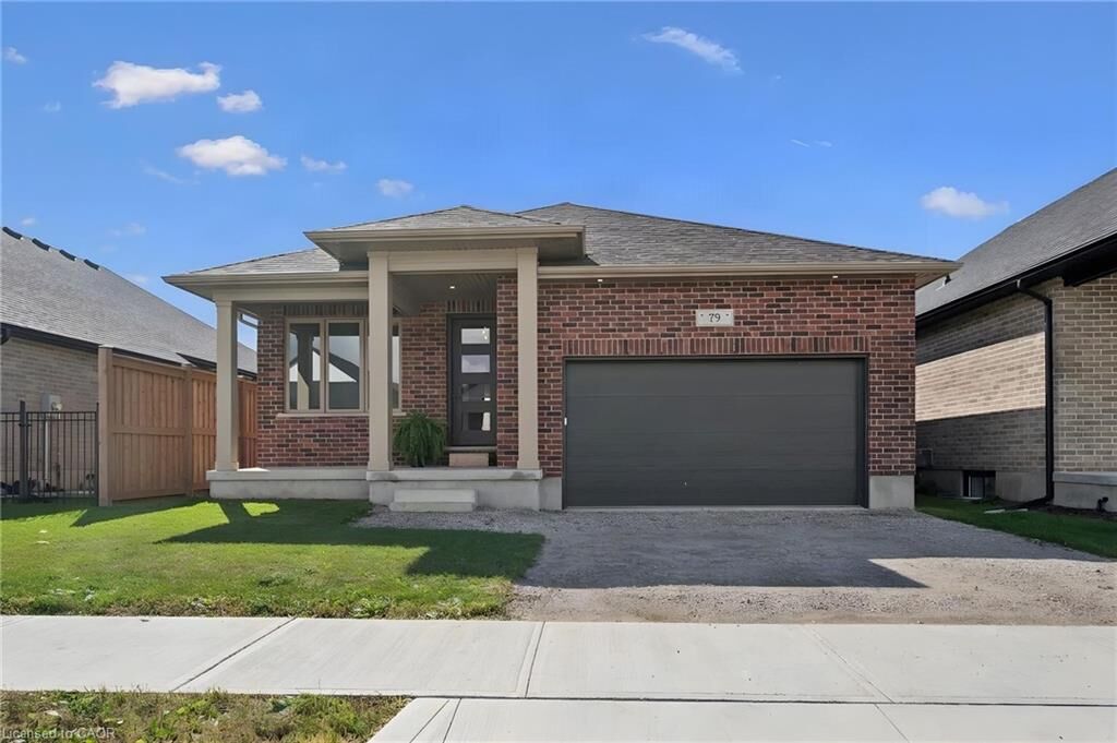 Property Photo:  79 South Parkwood Boulevard  ON N3B 0C8 