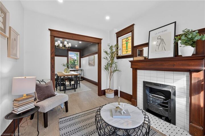 Property Photo:  145 Edgemont Street N  ON L8H 4E2 