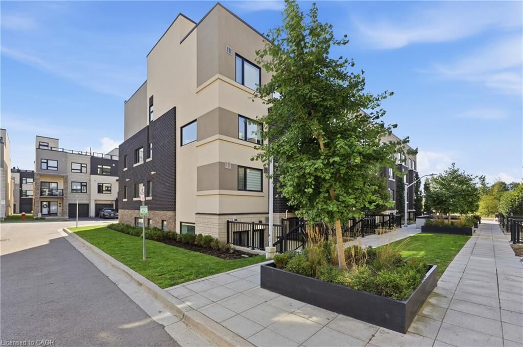 Property Photo: 1129 Cooke Boulevard 613 ON L7T 4A8