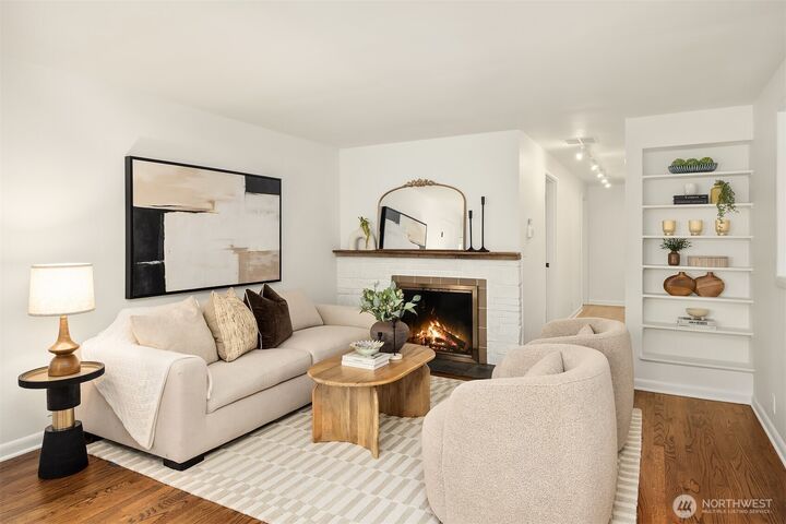Property Photo: 4233 NE 88th Street WA 98115
