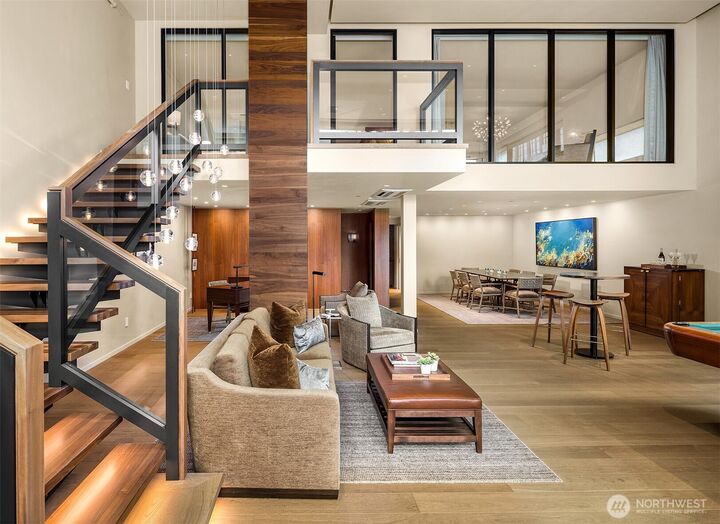 Property Photo: 80 Vine Street 2600 WA 98121