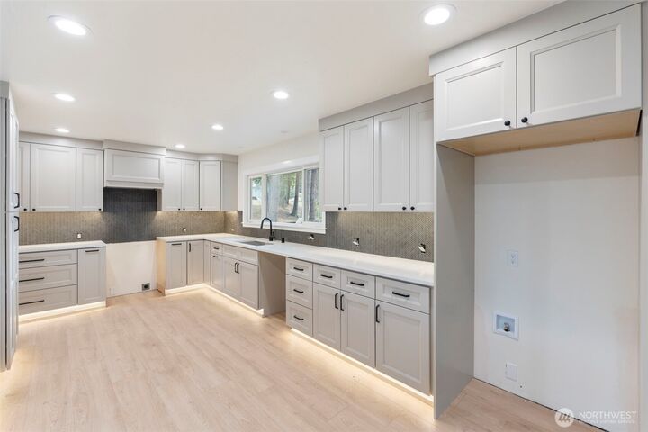 Property Photo: 251 Centralia Alpha WA 98531