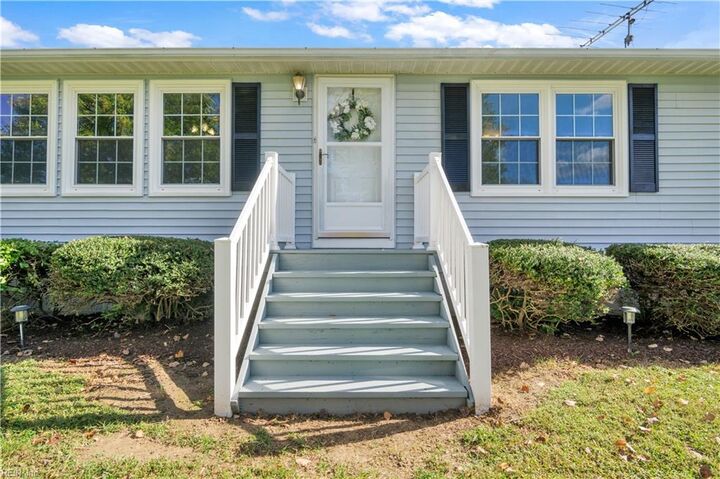 Property Photo:  3445 Ridge Rd  VA 22435 