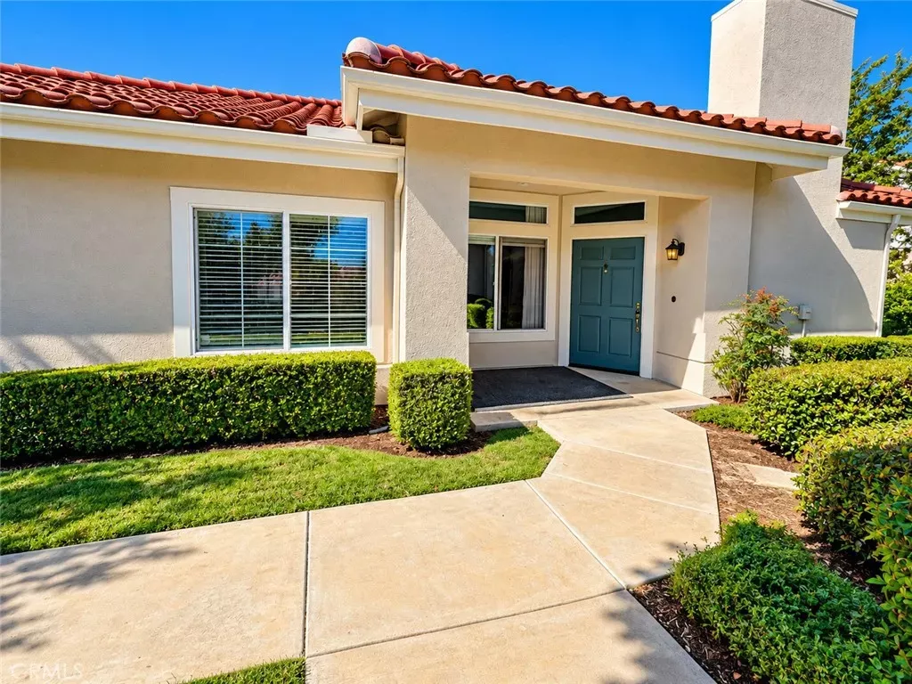 Property Photo:  28909 Paseo Sabatini  CA 92692 