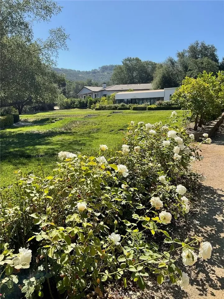Property Photo: 43810 Anitra CA 92562