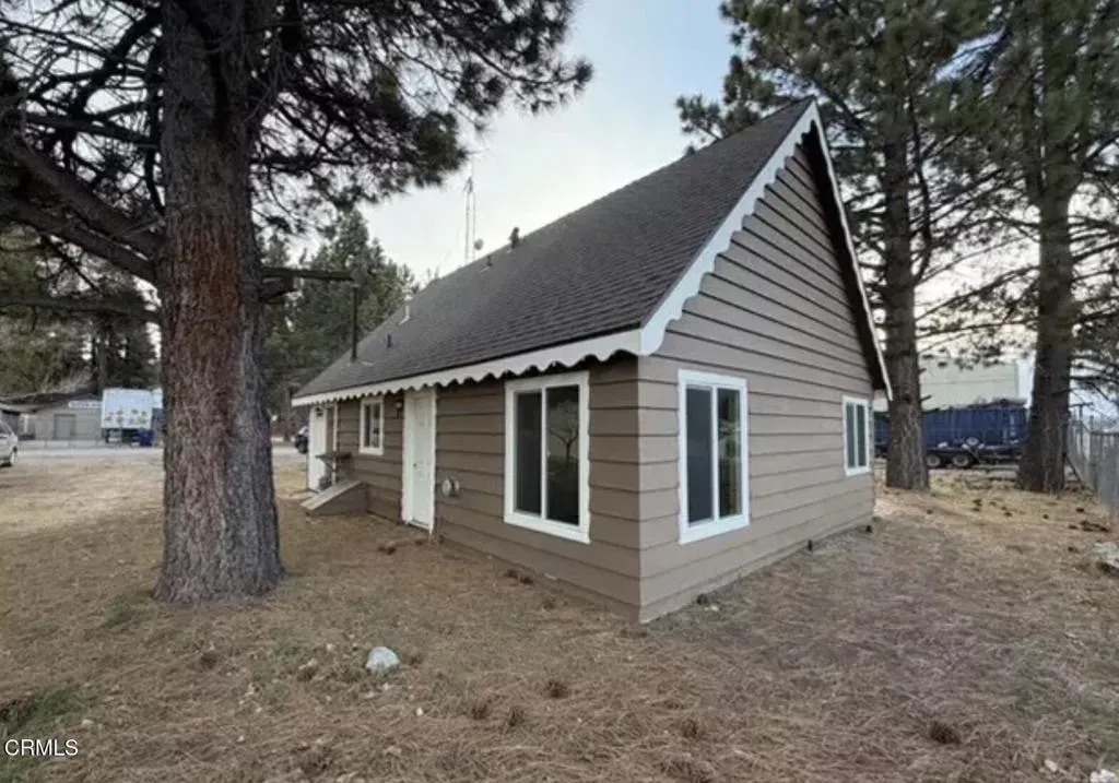 Property Photo: 345 W Fairway Boulevard CA 92314
