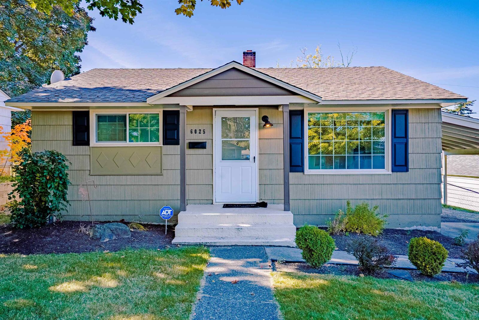 Property Photo:  6025 N Belt St  WA 99205 