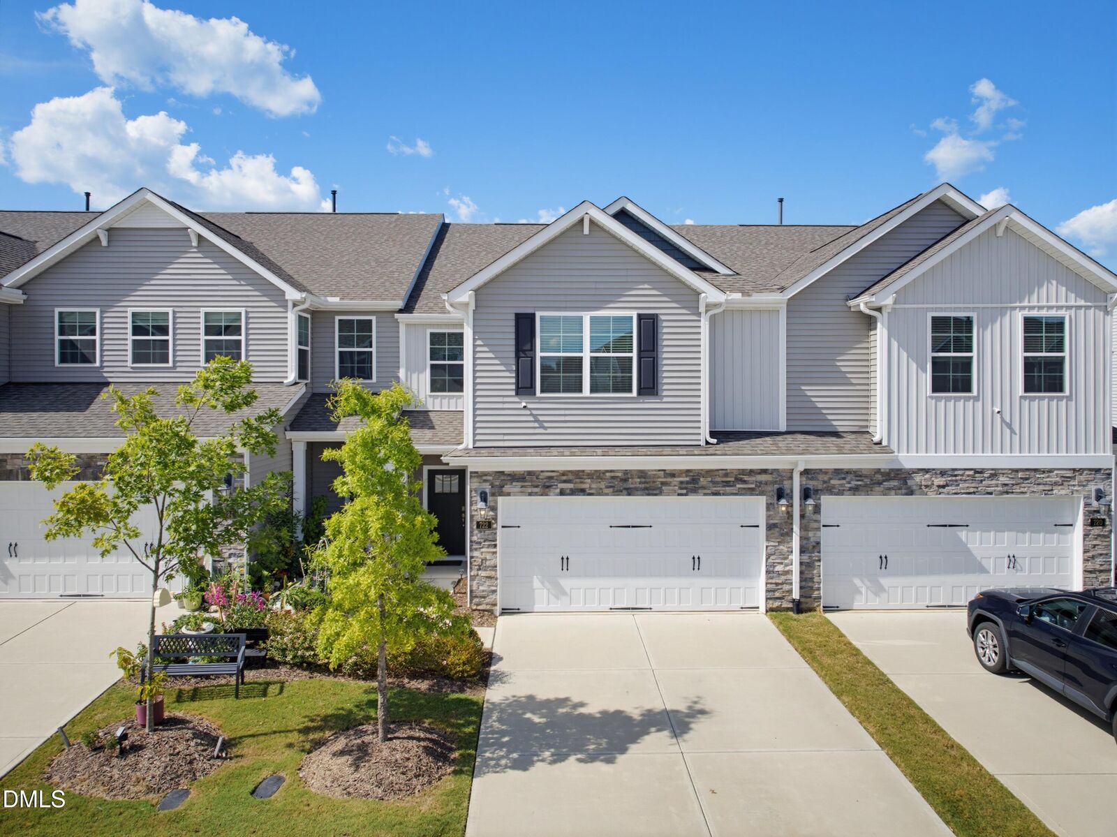 Property Photo: 722 Andrade Drive NC 27526