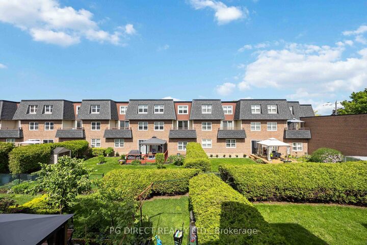 Property Photo:  580 Mary Street E 214  ON L1N 2R3 