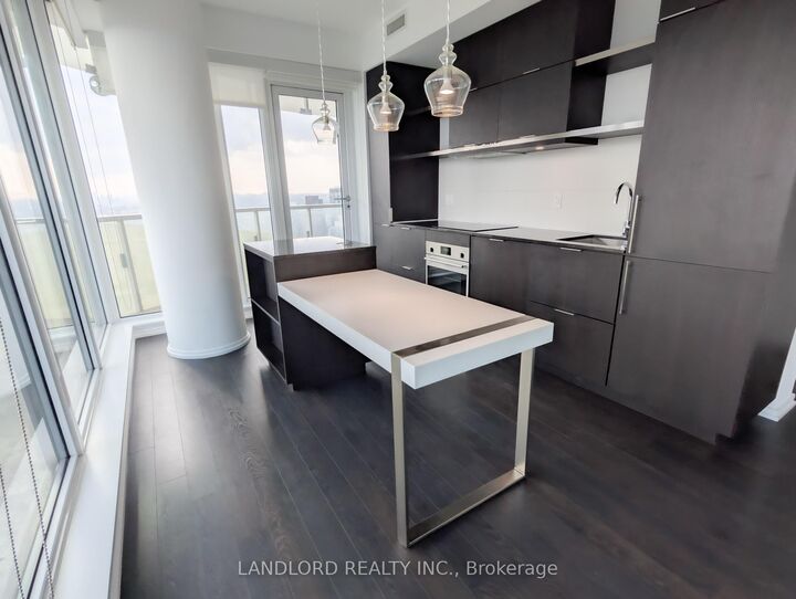 Property Photo: 197 Yonge Street 4309 ON M5B 1M4
