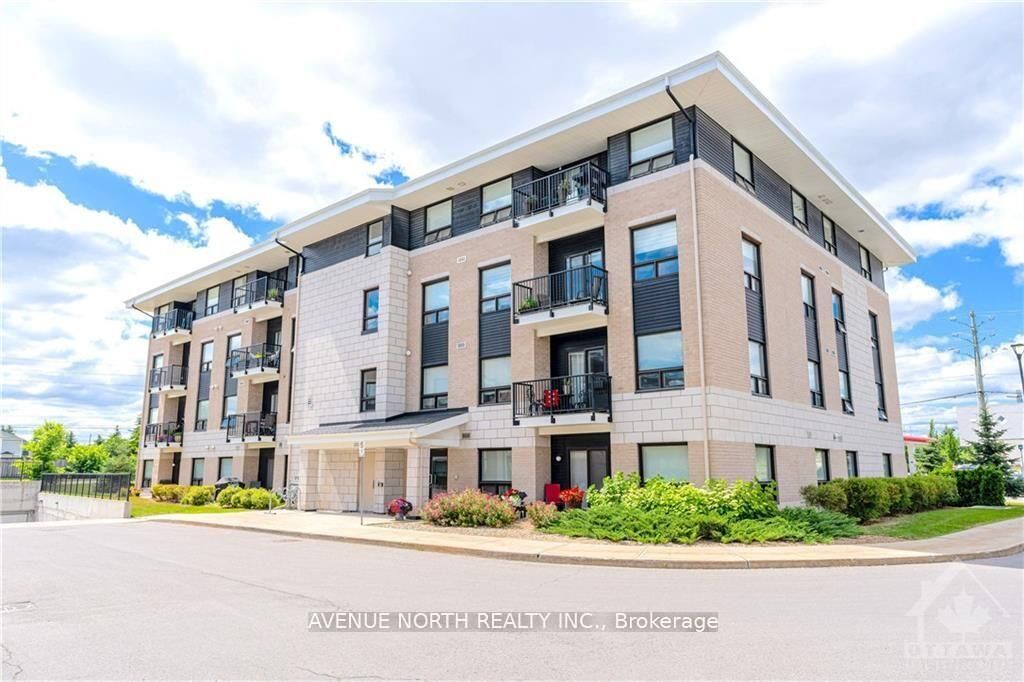 Property Photo: 250 Winterfell Private 401 ON K1G 4J1