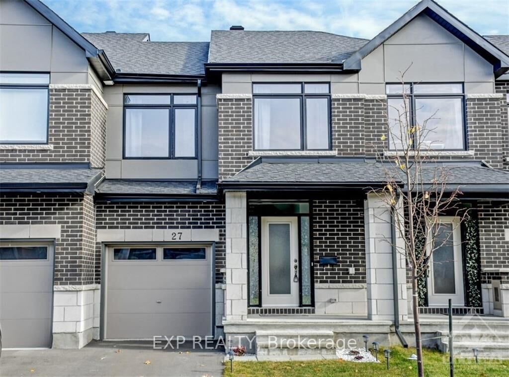 Property Photo:  27 Brixton Way  ON K2S 2P1 