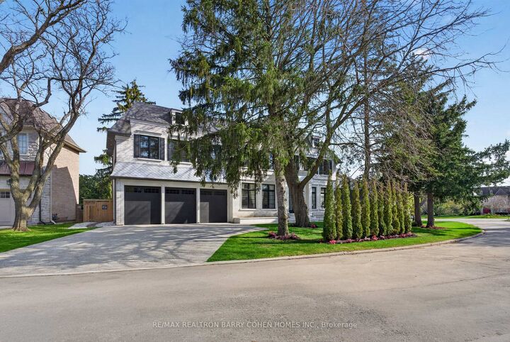 Photo de la propriété:  34 Greengate Road  ON M3B 1E8 