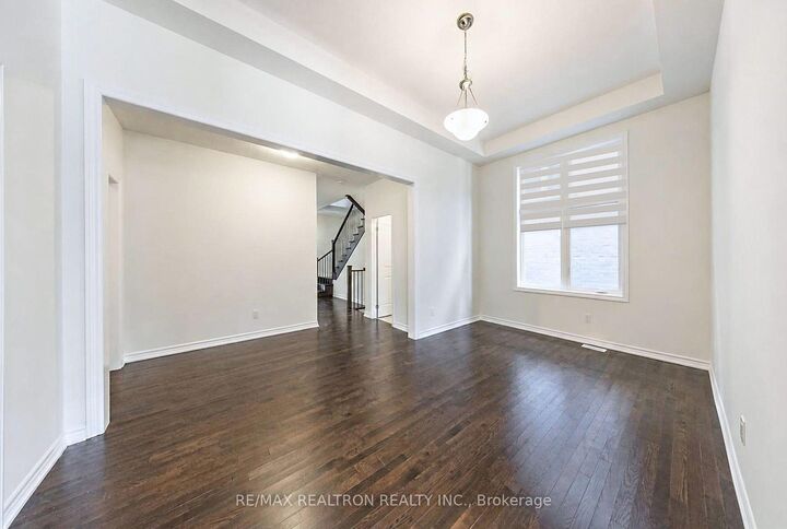 Property Photo:  1041 Suddard Avenue  ON L1L 0V5 