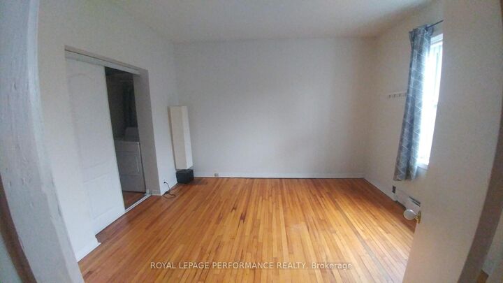 Property Photo:  300 Churchill Avenue 4  ON K1Z 5B6 