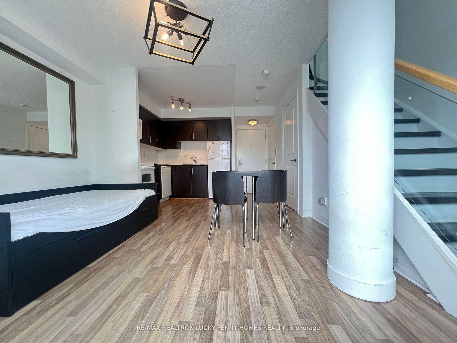 Property Photo:  2035 Sheppard Avenue E 109  ON M2J 1W6 
