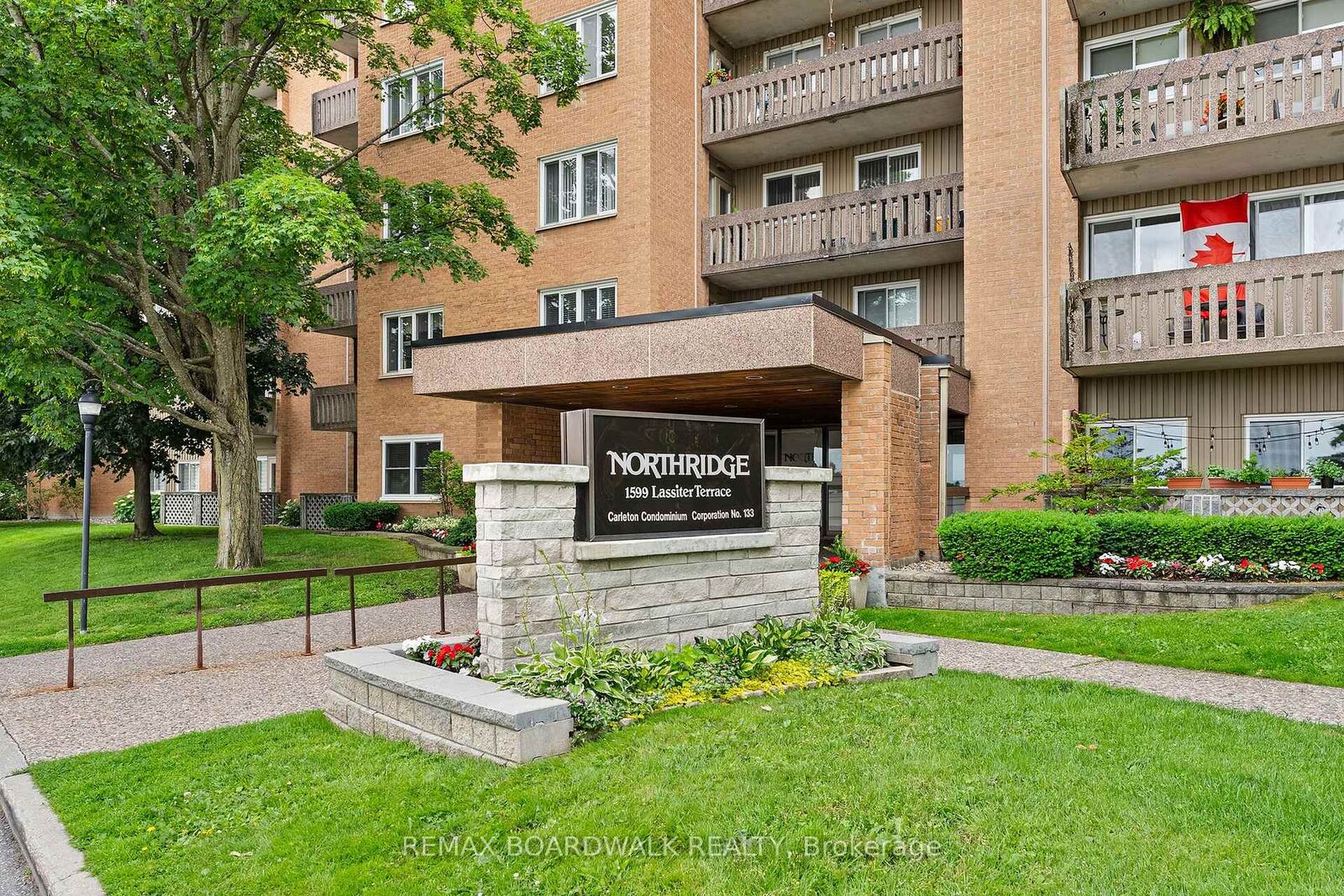 Property Photo:  1599 Lassiter Terrace 503  ON K1J 8R6 