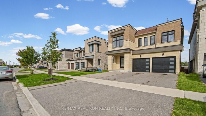Property Photo:  123 Yacht Drive  ON L1C 1Z8 