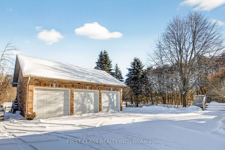 Property Photo:  20173 Bathurst Street  ON L9N 1N3 