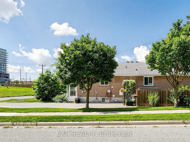 Photo de la propriété:  175 Penn Avenue  ON L3Y 2S3 