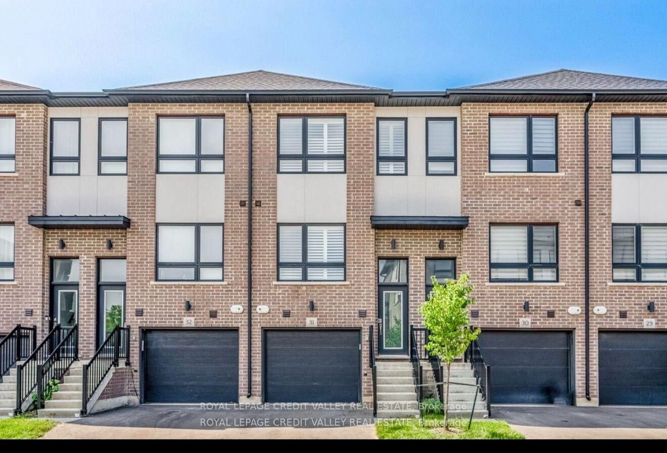 Property Photo:  720 Grey Street 31  ON N3S 0K2 