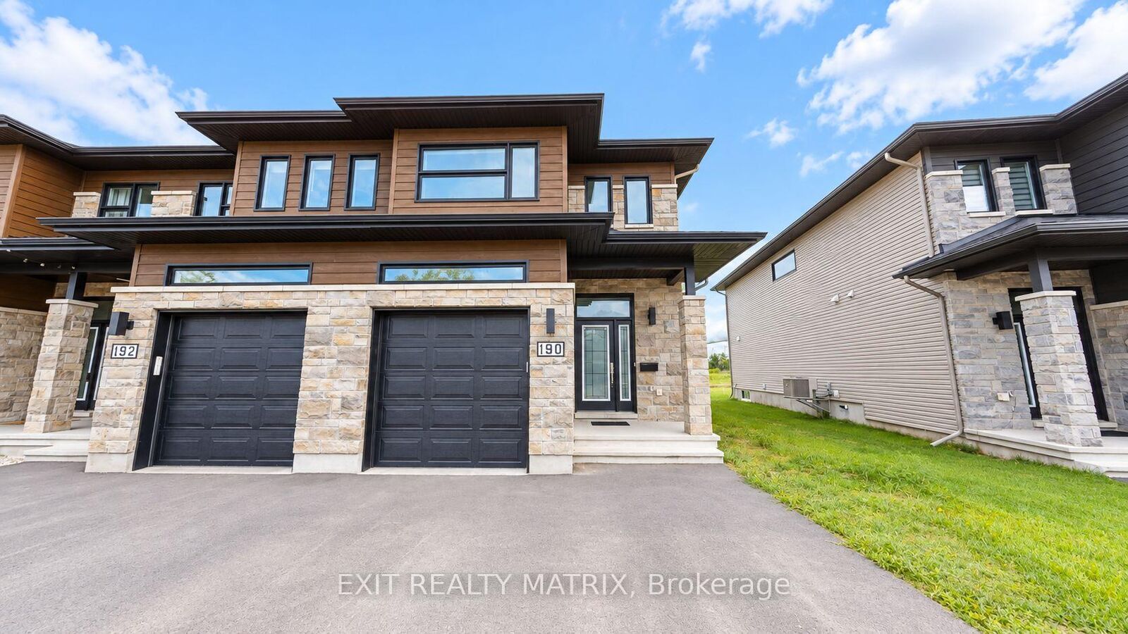 Property Photo:  190 Argile Street  ON K0A 1M0 