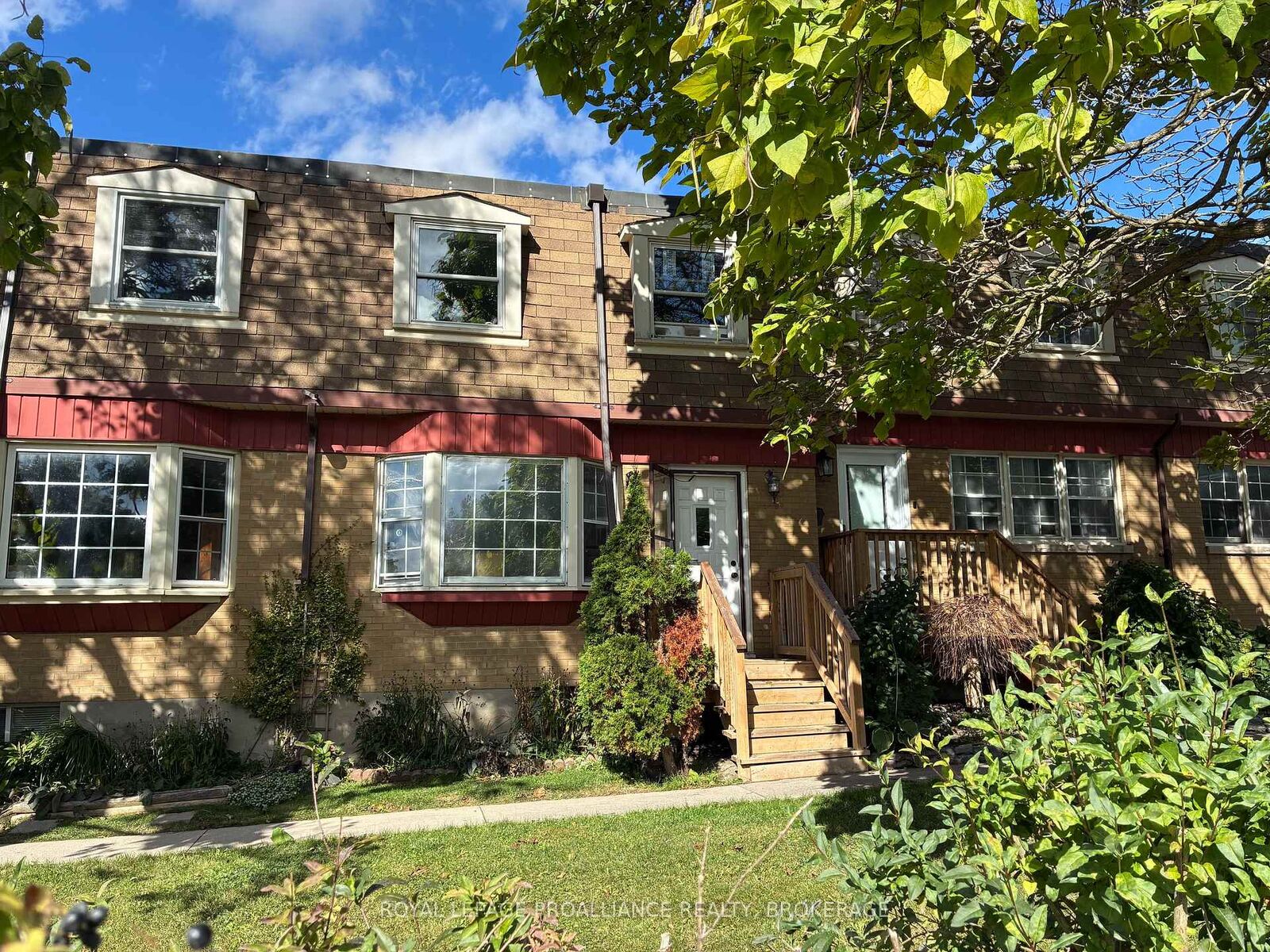 Photo de la propriété:  116 Notch Hill Road 9  ON K7M 2X1 