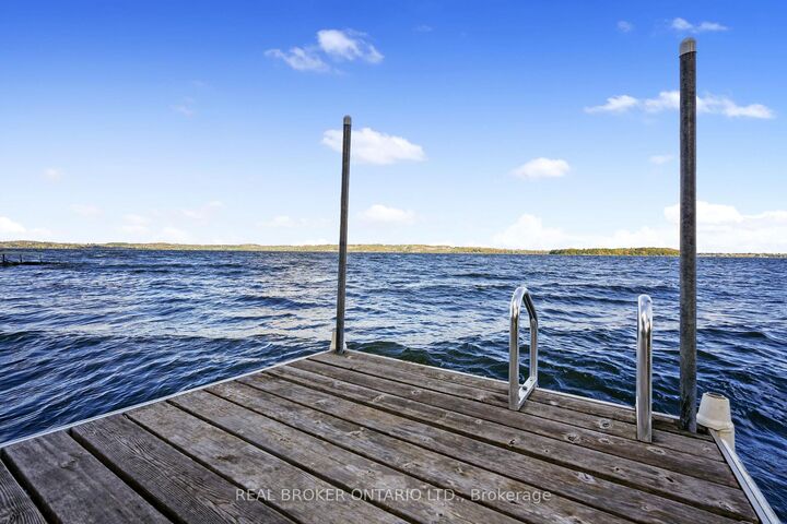 Property Photo:  5268 Oriole Beach -180 Road  ON K0K 2E0 