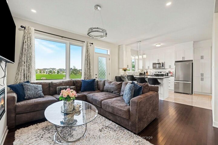 Property Photo: 320 Canadensis Lane ON K2J 6X8