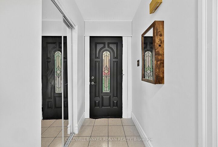 Photo de la propriété:  130 Queen Street  ON L9R 1K6 