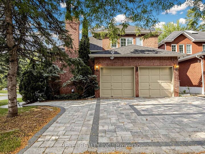 Property Photo: 831 Regal Crescent Lower ON L1X 2P8